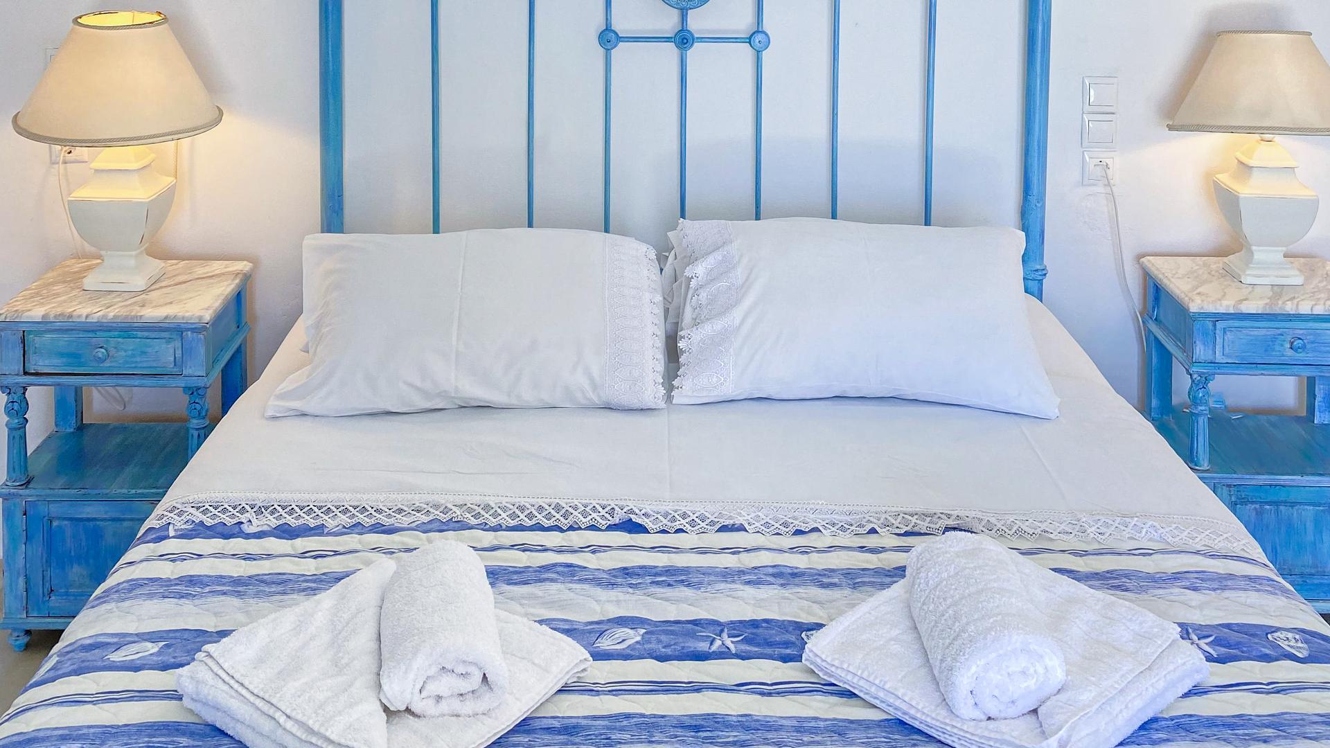 Blue Harmony Suites of Mykonos – Deluxe Suite for 3 guests