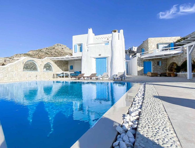 3 Villa Viento luxury villa private swimming pool sunset view Cycladic architecture swimming pool endless blue Mykonos Rocky Villas 1